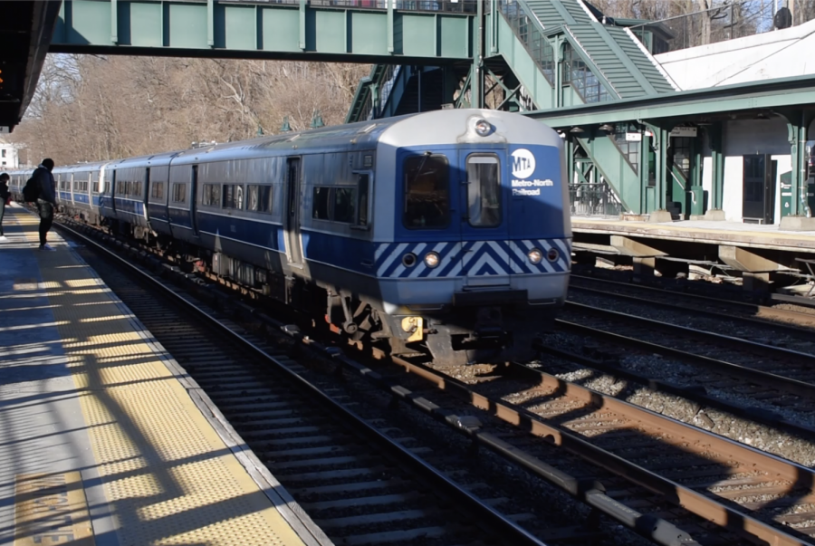 A+train+races+by+the+station+in+Dobbs+Ferry%2C+NY.+Every+morning%2C+roughly+40+Masters+students+and+teachers+take+the+train+to+Dobbs+Ferry+and+are+shuttled+up+to+campus+by+bus.+