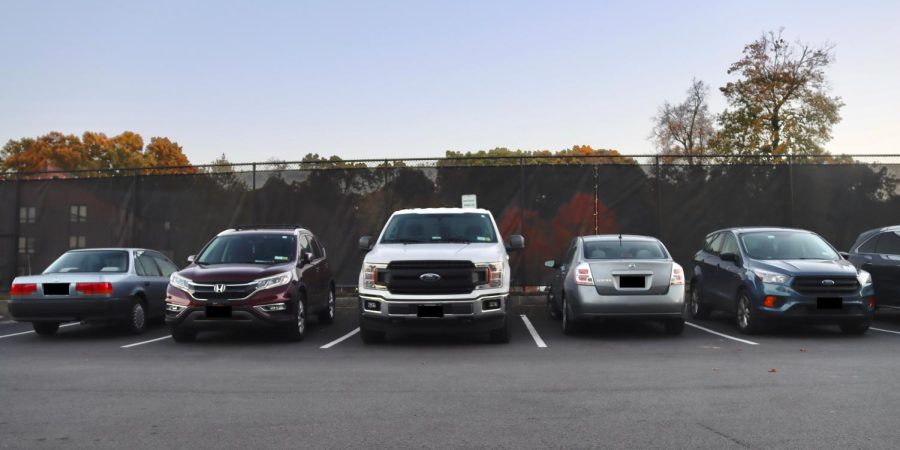 the Senior Lot is overflowed with cars every morning. However not all of these cars belong to seniors. This problem has affect many twelfth graders. Maia Barantsevitch expresses her views on the issue