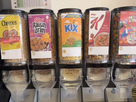 Dining Hall Cereal 
