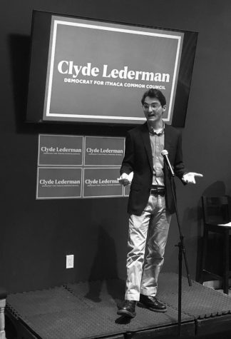 CLYDE LEDERMAN SPEAKS AT a fundraiser for his newly launched campaign for Ithaca Common Council. The fundraiser, held in Lederman’s hometown of Nyack, was attended by local and national politicians such as former U.S. Representative Mondaire Jones. It took place in the afternoon of January 8, and raised money for Lederman’s growing campaign.