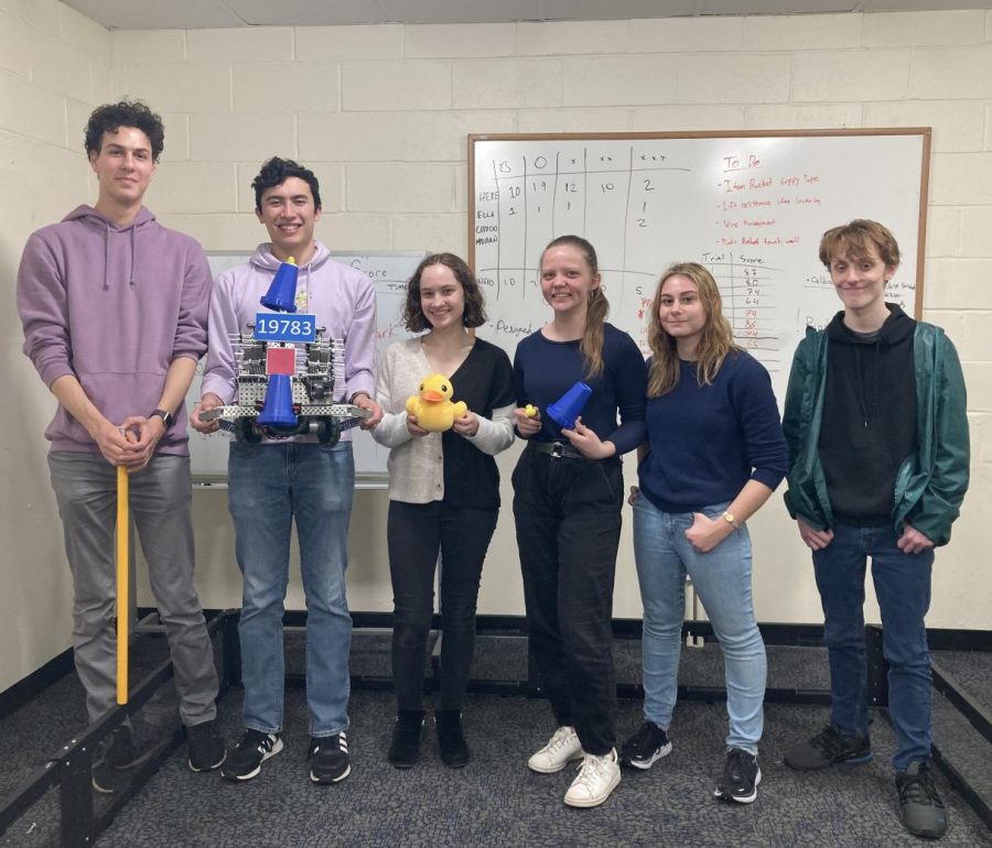 Despite outdated materials, time constraints, and limited experience, Nate Borwick ’23, Ella Dundas 23, Nataliia Kulishova 23, Sam Scheinbach 23, Leo Shatzoff 23, and Rebecca Troy 25 managed to create a robot with a triangular chassis and a spring-loaded claw and place third in the Design category of the FIRST Tech Challenge.