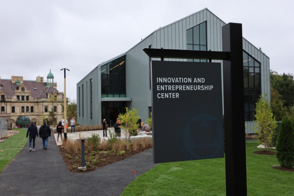 The new Innovation and Entrepreneurship Center facilitates interdisciplinary collaboration, bringing an artistic angle to STEM-forward courses. 