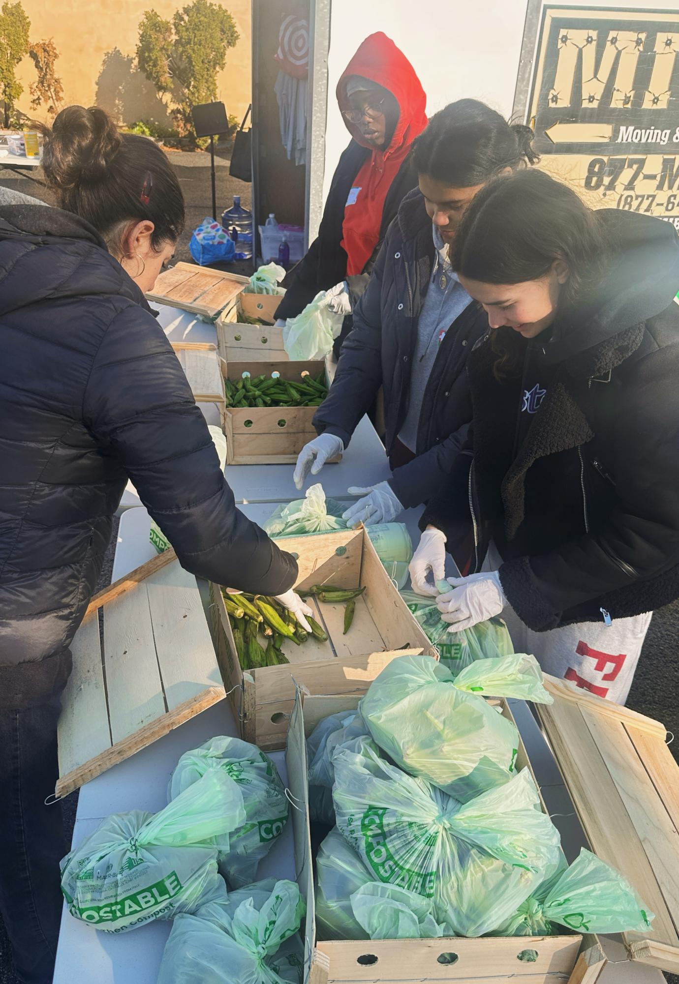 Masters Interested in Sharing and Helping (MISH) collaborated, alongside other volunteers and organizers, with the nonprofit organization, Grassroots Grocery on Nov. 8 to pack and deliver food to food-insecure families in the Bronx and in Westchester