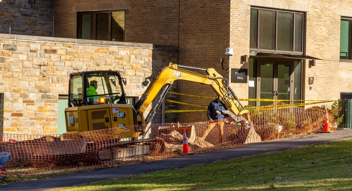 During a projected dry spell, contractors arrived on the quad in the front of Follet Hall to dig a new drainage ditch. They also
ameliorate flooding and runoff conditions in and around Follett Hall. Future plans hopes address more drainage problems in the next two years.
